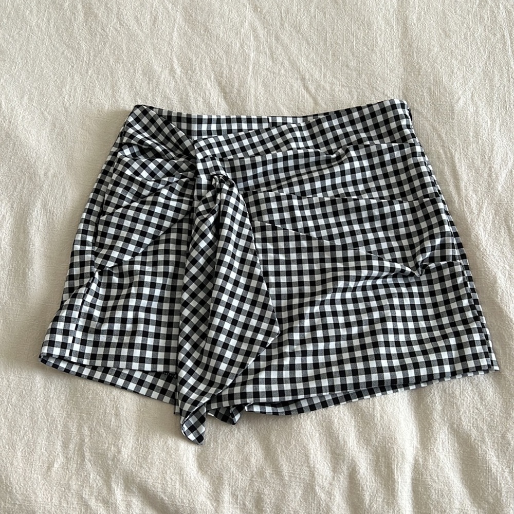 Zara Skort - Picture 2 of 3